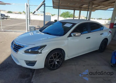 2013 Nissan Altima 2.5 S z USA, uszkodzony, nr VIN 1N4AL3AP3DN516117
